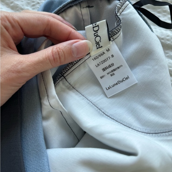 Top & Wide-Leg Pants Set Size-M but ran 1 size smaller and feels like S - Picture 11 of 12